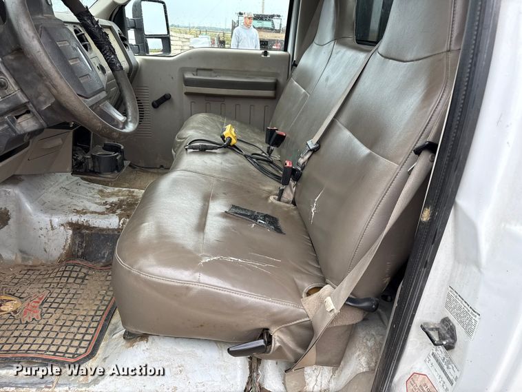 image for item DY8107 2008 Ford F450 Super Duty dump flatbed truck