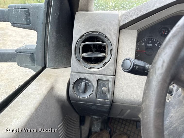 image for item DY8107 2008 Ford F450 Super Duty dump flatbed truck