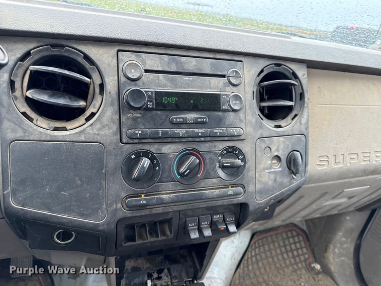 image for item DY8107 2008 Ford F450 Super Duty dump flatbed truck