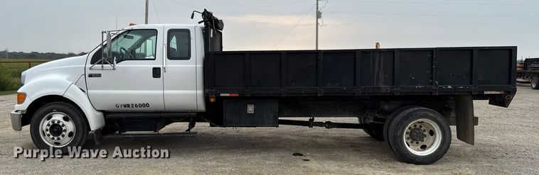 image for item DY8108 2004 Ford F650 Super Duty Crew Cab dump flatbed truck