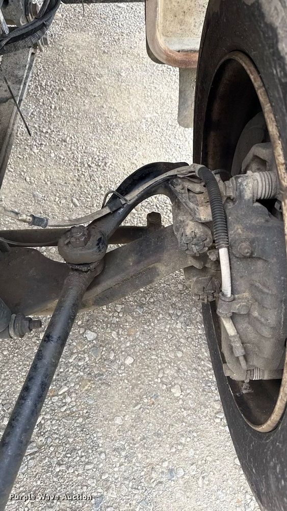 image for item DY8108 2004 Ford F650 Super Duty Crew Cab dump flatbed truck