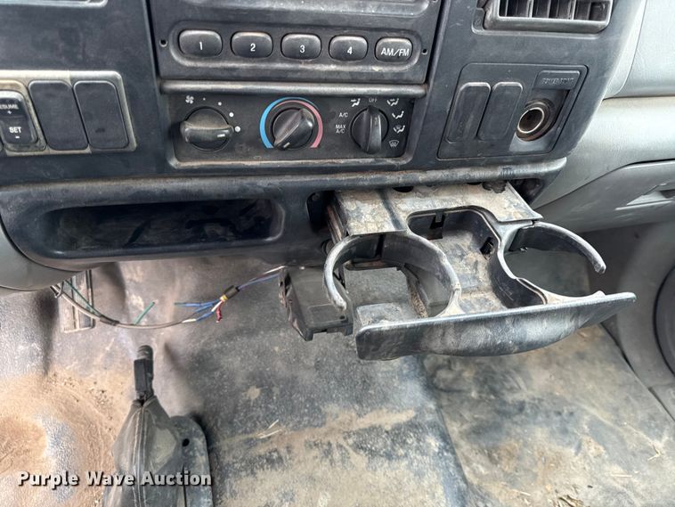 image for item DY8108 2004 Ford F650 Super Duty Crew Cab dump flatbed truck