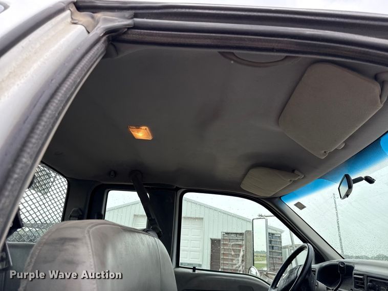 image for item DY8108 2004 Ford F650 Super Duty Crew Cab dump flatbed truck