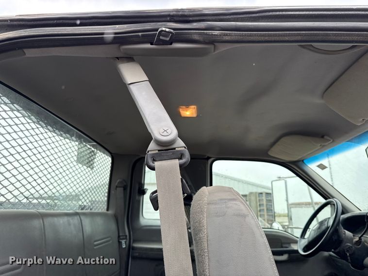 image for item DY8108 2004 Ford F650 Super Duty Crew Cab dump flatbed truck