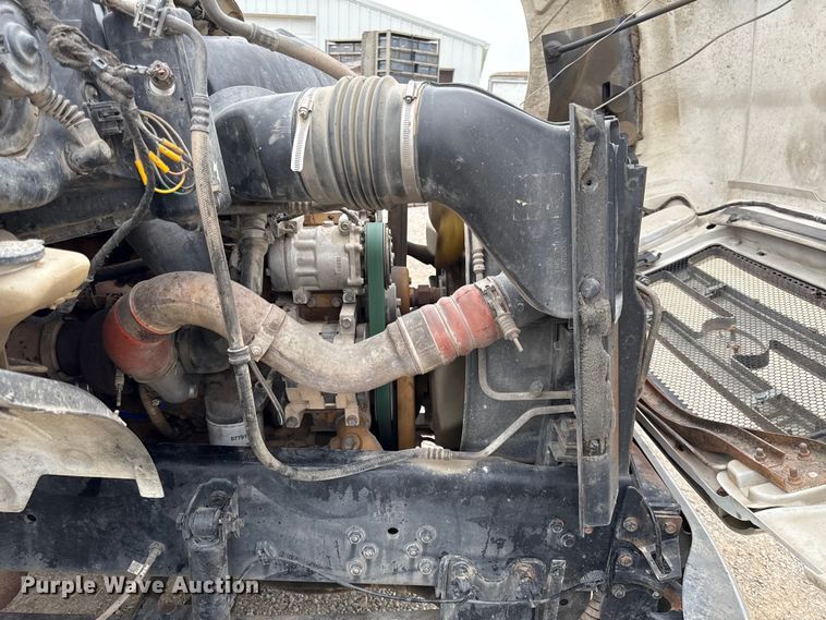 image for item DY8108 2004 Ford F650 Super Duty Crew Cab dump flatbed truck