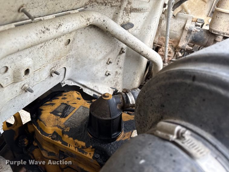 image for item DY8108 2004 Ford F650 Super Duty Crew Cab dump flatbed truck