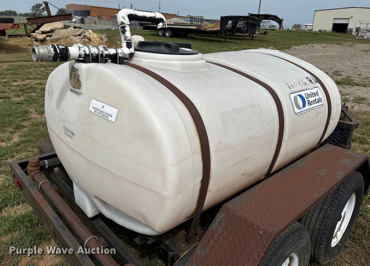 image for item DY8109 2008 Arizona Trailer Specialists water trailer