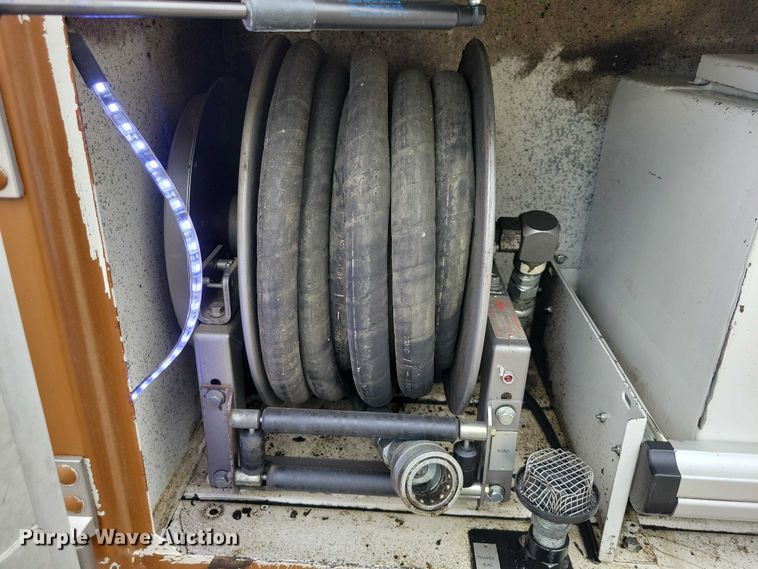 image for item DZ6517 2015 Peterbilt  PB337 utility / service truck