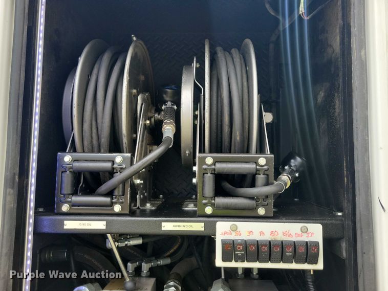 image for item DZ6517 2015 Peterbilt  PB337 utility / service truck