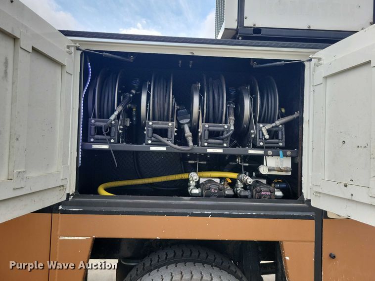 image for item DZ6517 2015 Peterbilt  PB337 utility / service truck