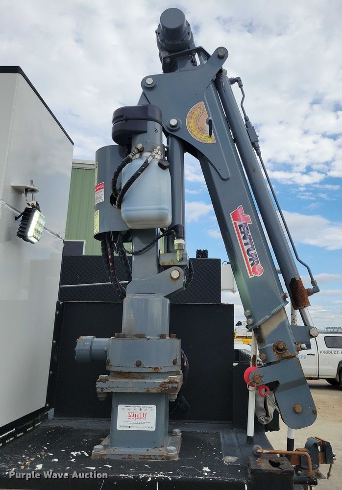 image for item DZ6517 2015 Peterbilt  PB337 utility / service truck