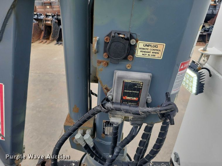 image for item DZ6517 2015 Peterbilt  PB337 utility / service truck