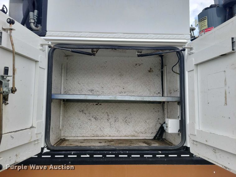 image for item DZ6517 2015 Peterbilt  PB337 utility / service truck