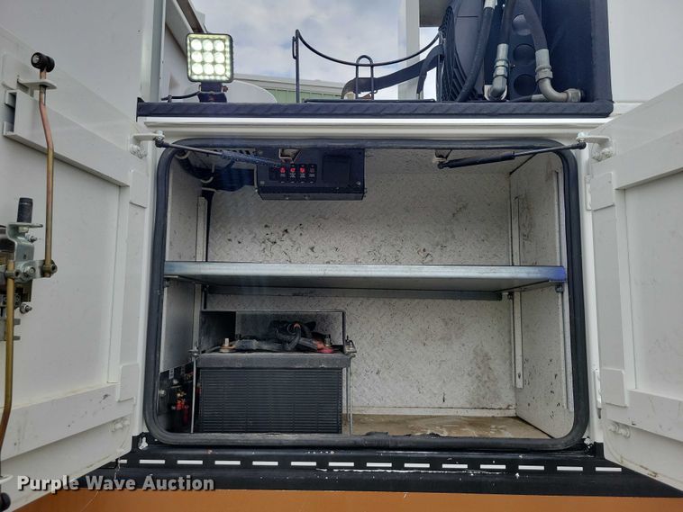 image for item DZ6517 2015 Peterbilt  PB337 utility / service truck