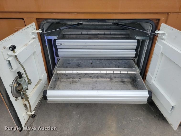 image for item DZ6517 2015 Peterbilt  PB337 utility / service truck