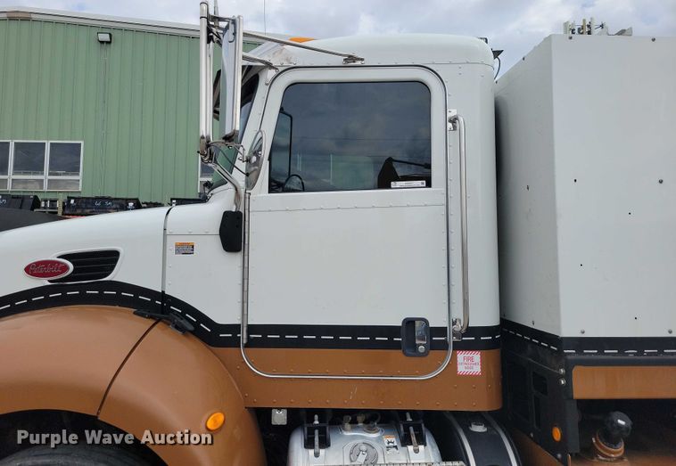 image for item DZ6517 2015 Peterbilt  PB337 utility / service truck