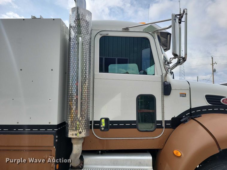 image for item DZ6517 2015 Peterbilt  PB337 utility / service truck