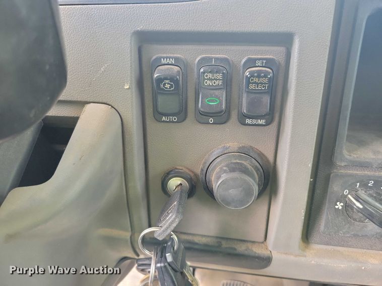 image for item DZ6517 2015 Peterbilt  PB337 utility / service truck