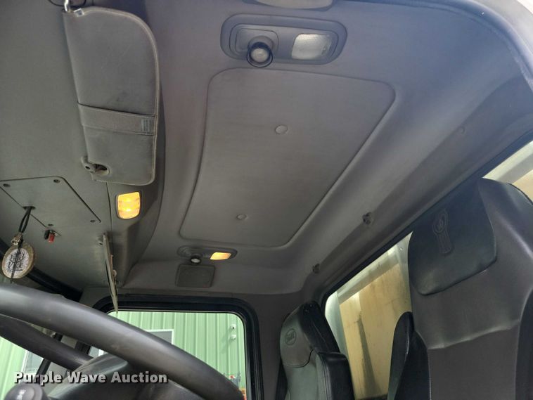 image for item DZ6517 2015 Peterbilt  PB337 utility / service truck