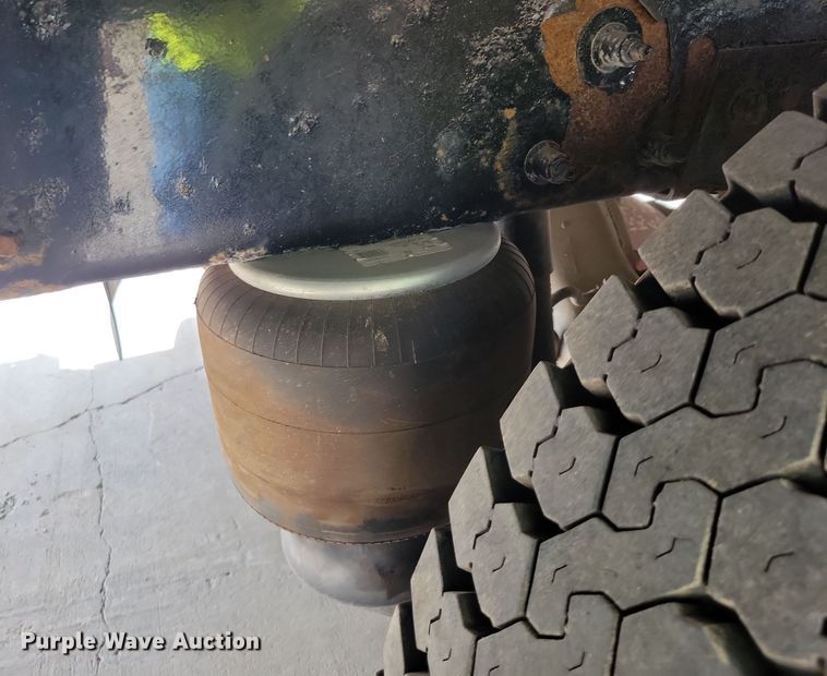 image for item DZ6517 2015 Peterbilt  PB337 utility / service truck