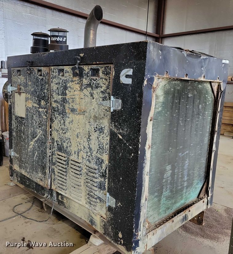 image for item DZ6589 Cummins K19 engine