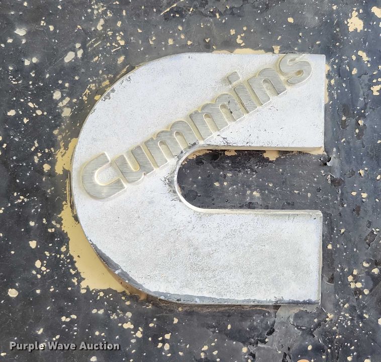 image for item DZ6589 Cummins K19 engine