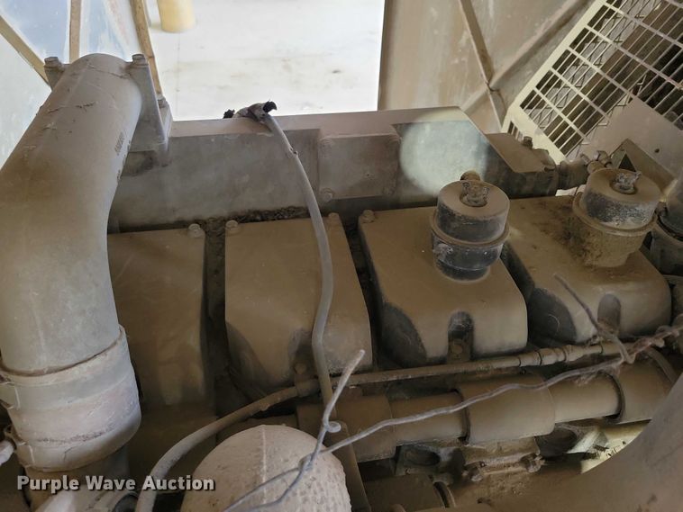 image for item DZ6589 Cummins K19 engine