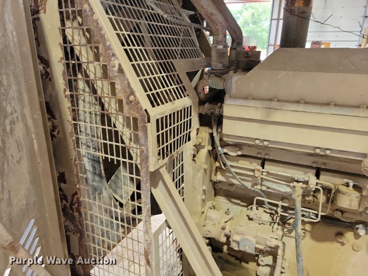 image for item DZ6589 Cummins K19 engine