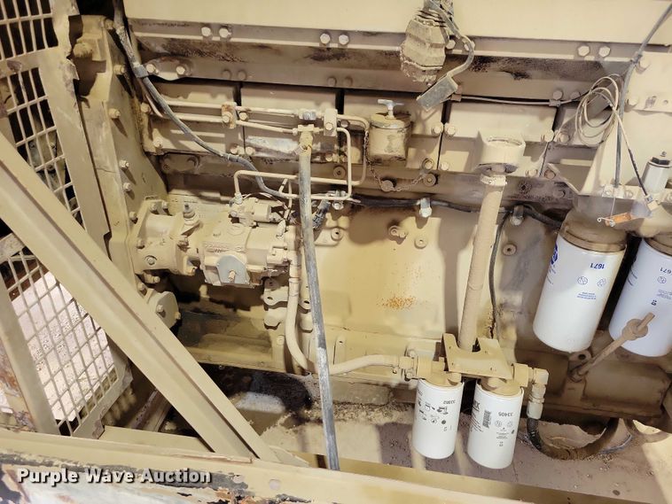 image for item DZ6589 Cummins K19 engine