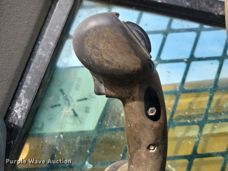 image for item DZ6596 2015 Caterpillar 279D tracked skid steer loader