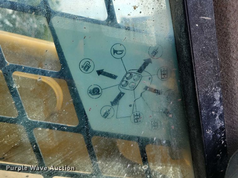 image for item DZ6596 2015 Caterpillar 279D tracked skid steer loader