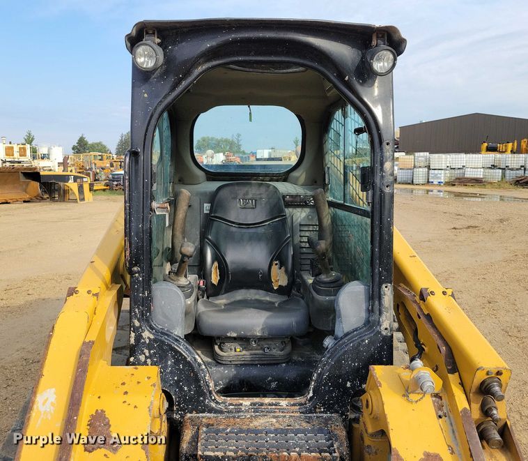 image for item DZ6596 2015 Caterpillar 279D tracked skid steer loader