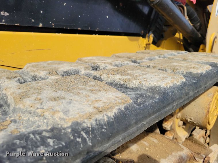 image for item DZ6596 2015 Caterpillar 279D tracked skid steer loader