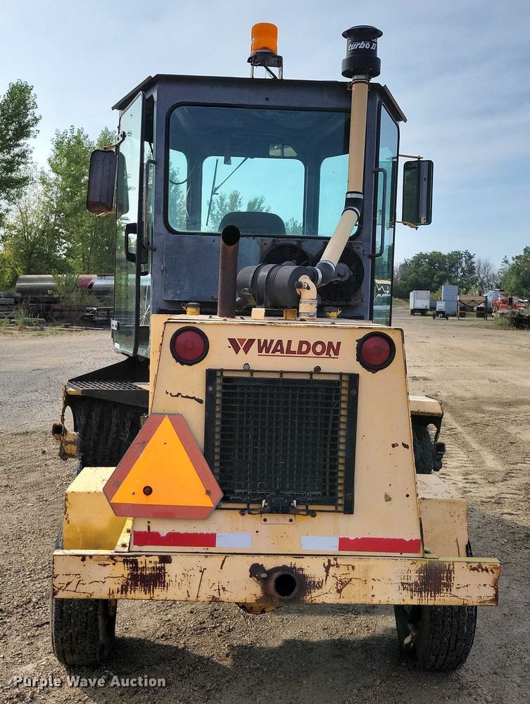 image for item DZ6597 Waldon Sweepmaster 250 broom