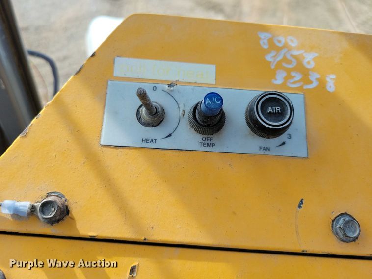 image for item DZ6597 Waldon Sweepmaster 250 broom