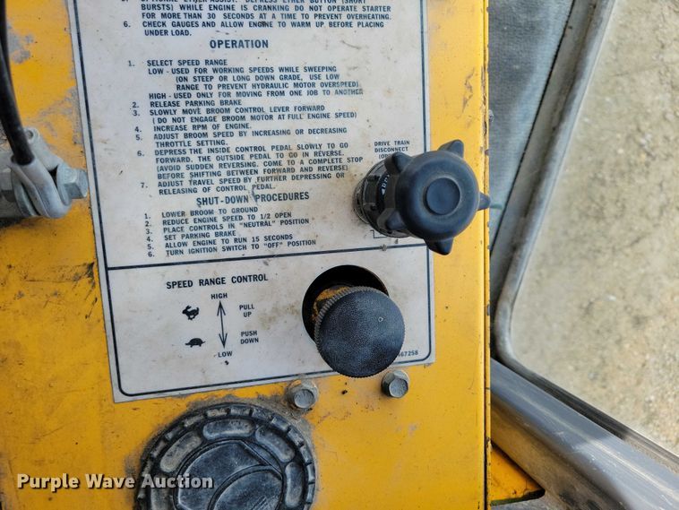 image for item DZ6597 Waldon Sweepmaster 250 broom