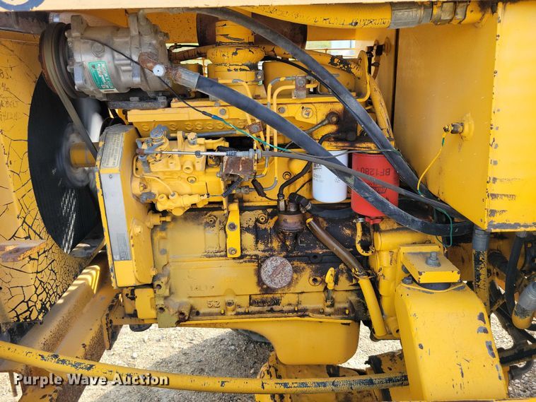 image for item DZ6597 Waldon Sweepmaster 250 broom