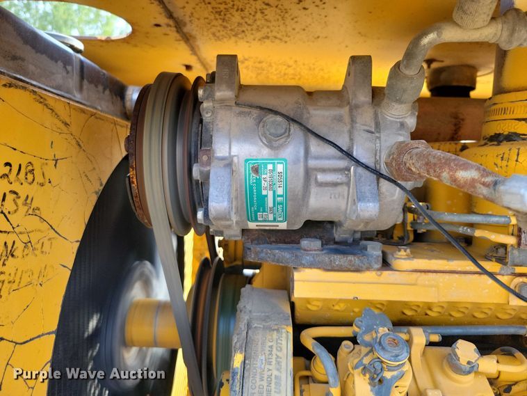 image for item DZ6597 Waldon Sweepmaster 250 broom