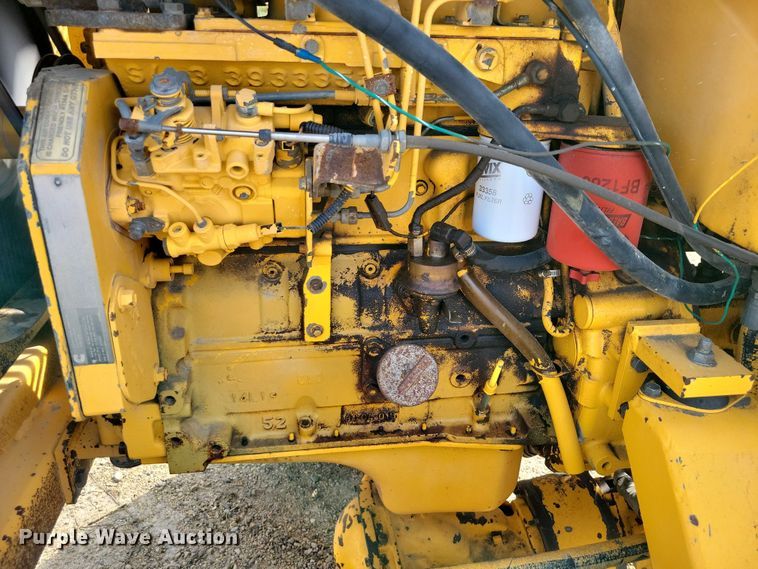 image for item DZ6597 Waldon Sweepmaster 250 broom