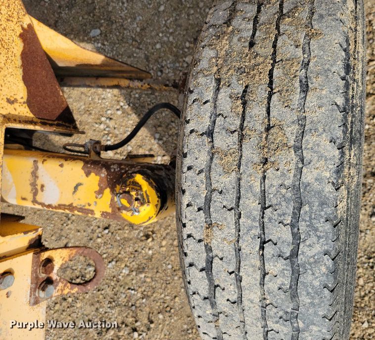 image for item DZ6597 Waldon Sweepmaster 250 broom