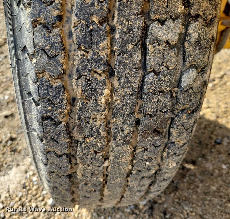 image for item DZ6597 Waldon Sweepmaster 250 broom