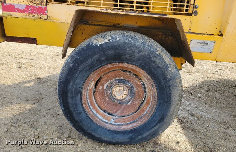 image for item DZ6597 Waldon Sweepmaster 250 broom