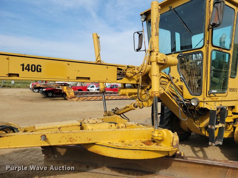 image for item DZ6599 1986 Caterpillar 140G motor grader