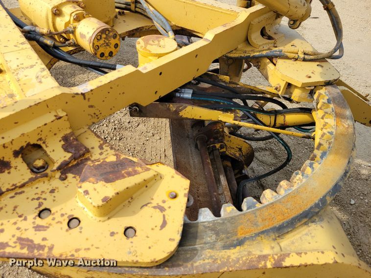 image for item DZ6599 1986 Caterpillar 140G motor grader