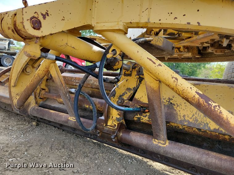 image for item DZ6599 1986 Caterpillar 140G motor grader