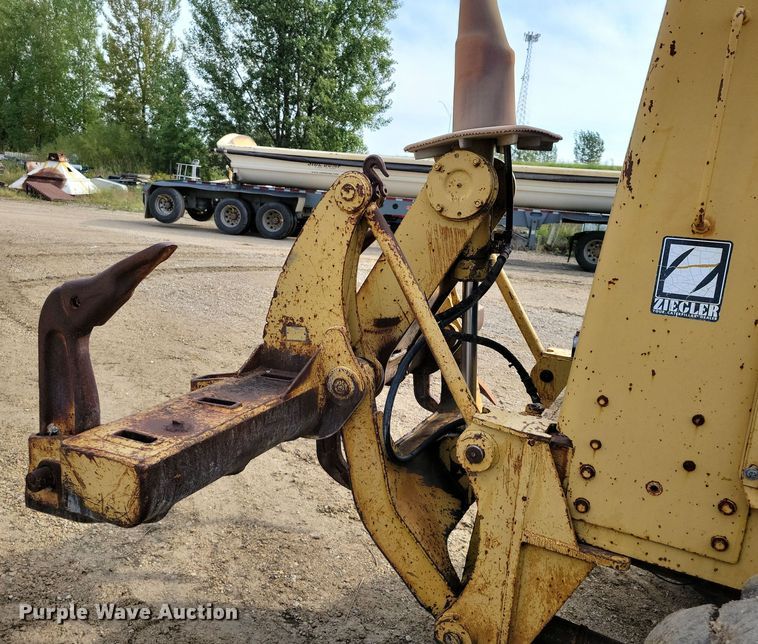 image for item DZ6599 1986 Caterpillar 140G motor grader