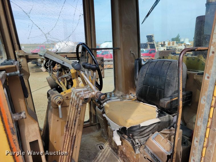 image for item DZ6599 1986 Caterpillar 140G motor grader