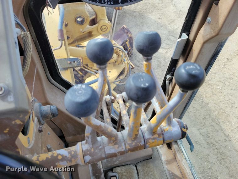 image for item DZ6599 1986 Caterpillar 140G motor grader