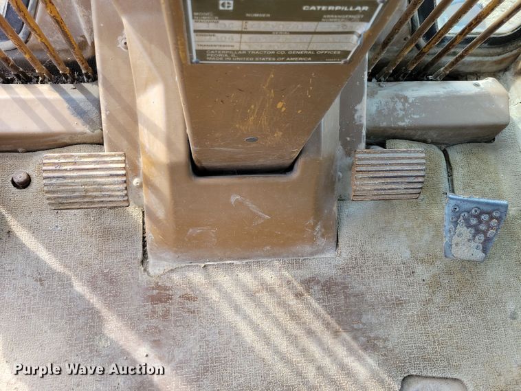 image for item DZ6599 1986 Caterpillar 140G motor grader