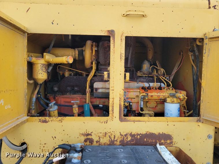 image for item DZ6599 1986 Caterpillar 140G motor grader